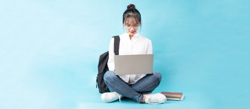 Cara menghindari kebosanan saat kuliah online dari luar negeri